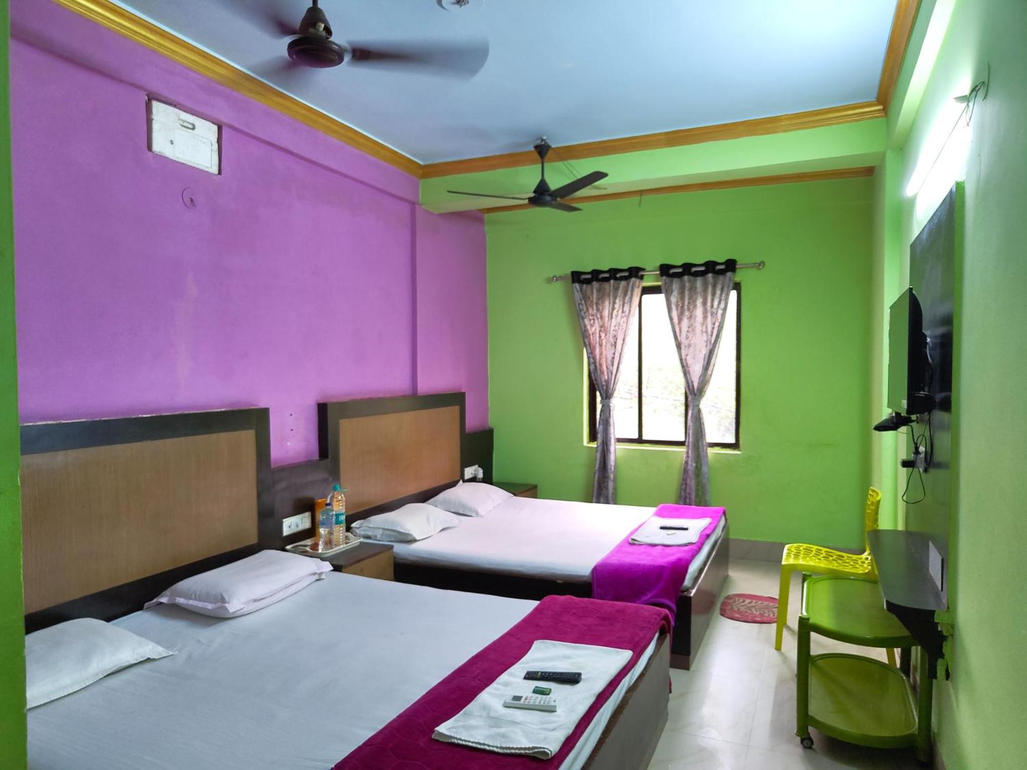 Goroomgo Samrat Palace Puri Near Sea Beach With Parking Facilities - Restaurant Available - Couple Friendly Exterior photo